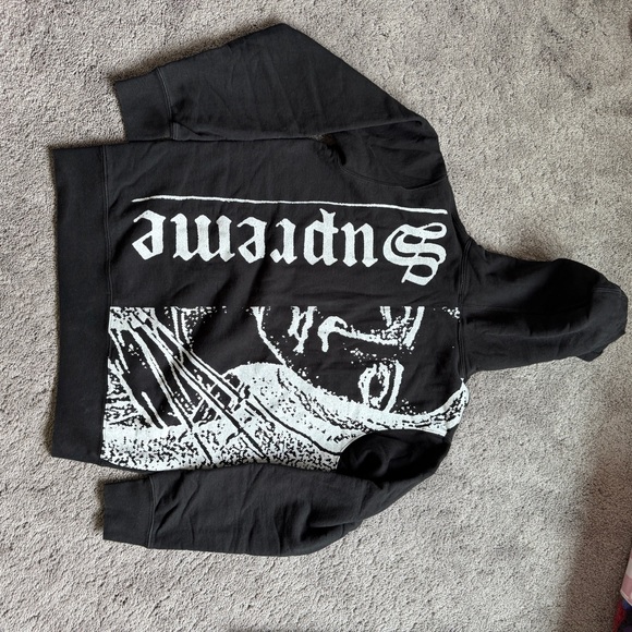 Supreme Charcoal Men's Pullover Hoodie - Picture 5 of 8